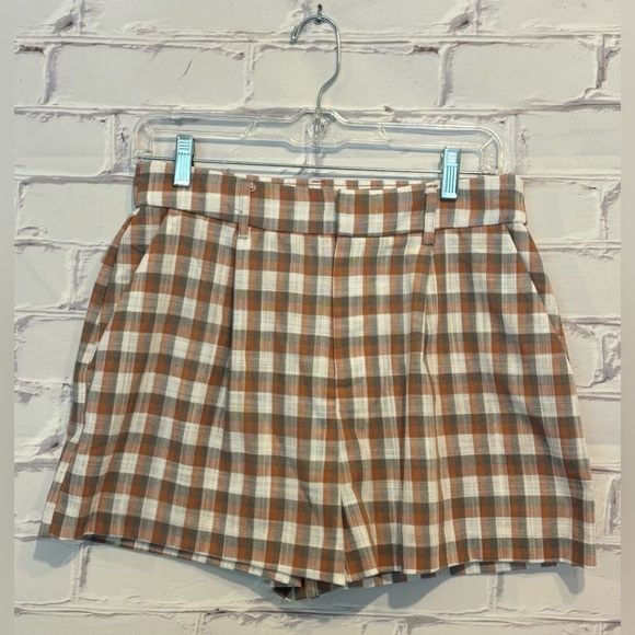 NINE WEST Mocha Frosting Plaid High Rise Zip Walking Shorts - Size Small - Picture 1 of 6